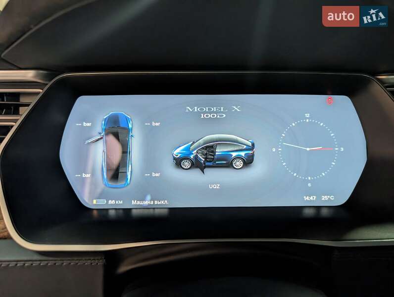 Внедорожник / Кроссовер Tesla Model X 2017 в Полтаве
