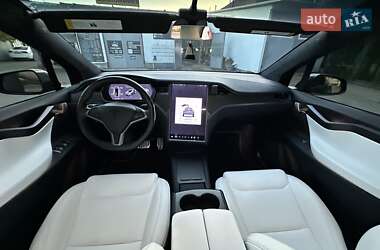 Позашляховик / Кросовер Tesla Model X 2020 в 