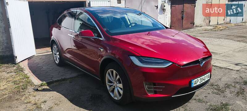 Внедорожник / Кроссовер Tesla Model X 2017 в Марганце