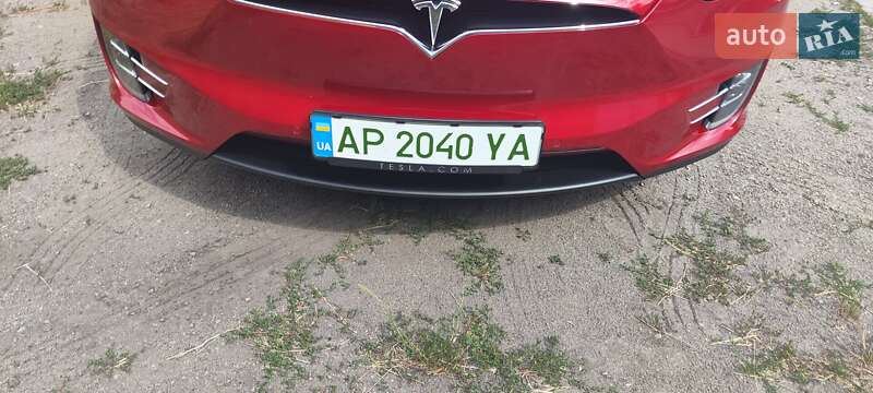 Внедорожник / Кроссовер Tesla Model X 2017 в Марганце