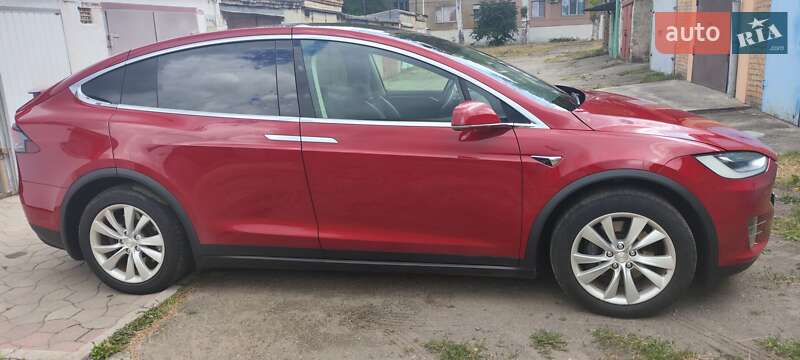 Внедорожник / Кроссовер Tesla Model X 2017 в Днепре