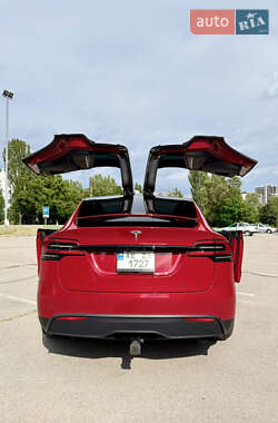 Позашляховик / Кросовер Tesla Model X 2022 в 