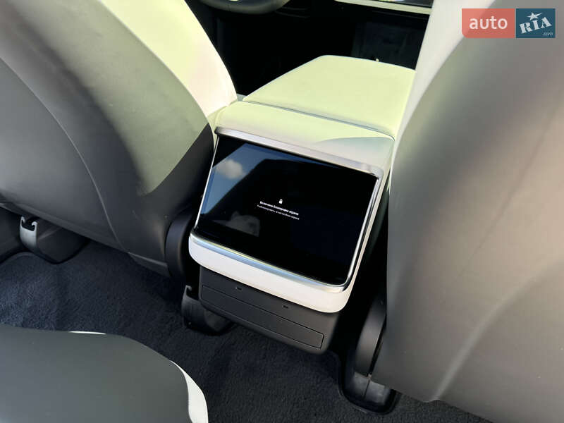 Внедорожник / Кроссовер Tesla Model X 2023 в Днепре