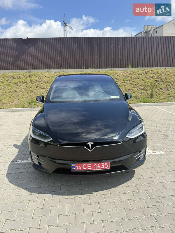 Внедорожник / Кроссовер Tesla Model X 2019 в Тернополе