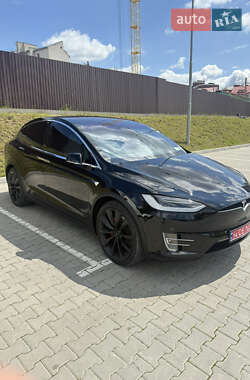 Внедорожник / Кроссовер Tesla Model X 2019 в 