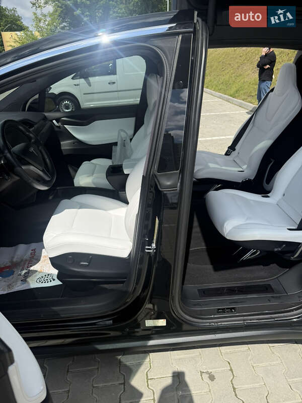 Внедорожник / Кроссовер Tesla Model X 2019 в Тернополе