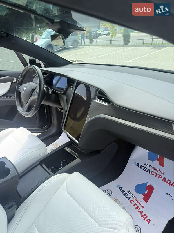 Внедорожник / Кроссовер Tesla Model X 2019 в Тернополе