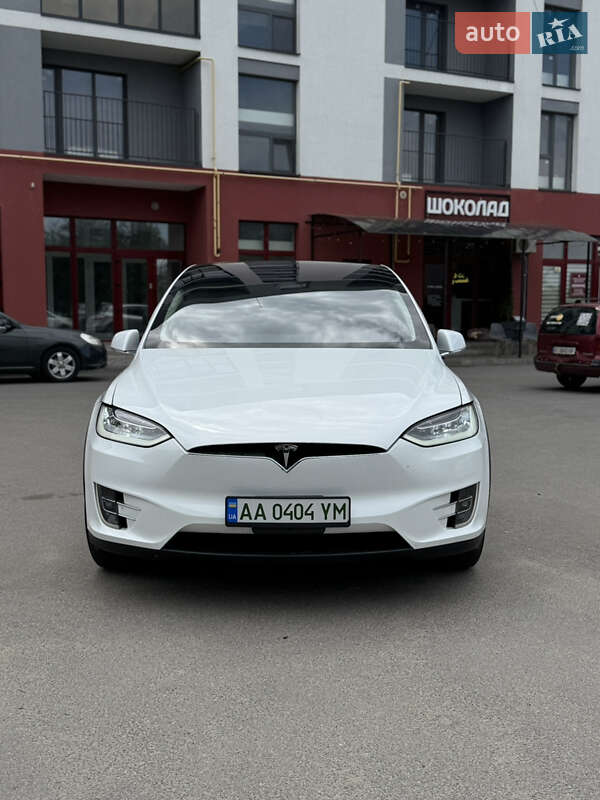 Внедорожник / Кроссовер Tesla Model X 2018 в Киеве