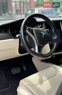 Внедорожник / Кроссовер Tesla Model X 2018 в 