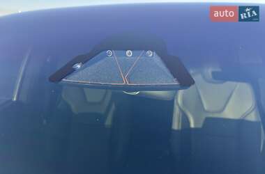 Позашляховик / Кросовер Tesla Model X 2022 в 