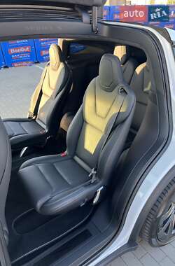 Позашляховик / Кросовер Tesla Model X 2022 в 