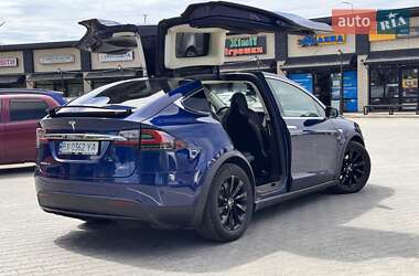Внедорожник / Кроссовер Tesla Model X 2016 в 