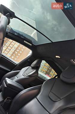 Внедорожник / Кроссовер Tesla Model X 2017 в 