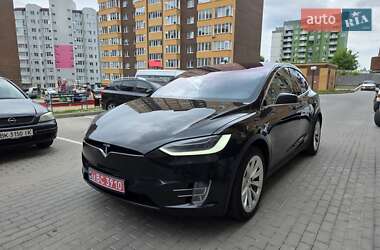 Внедорожник / Кроссовер Tesla Model X 2017 в 