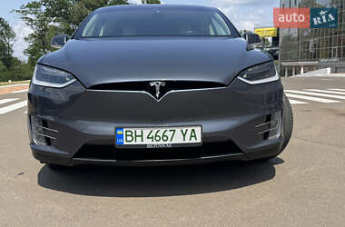 Внедорожник / Кроссовер Tesla Model X 2017 в 