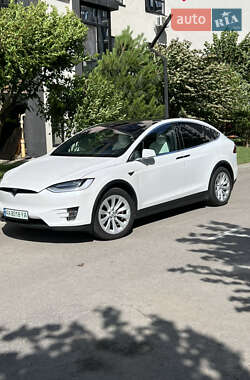 Внедорожник / Кроссовер Tesla Model X 2020 в 