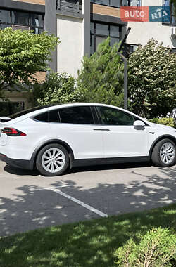 Внедорожник / Кроссовер Tesla Model X 2020 в 