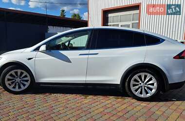 Внедорожник / Кроссовер Tesla Model X 2018 в 