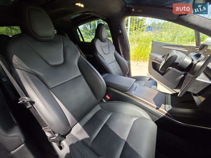 Внедорожник / Кроссовер Tesla Model X 2023 в Киеве