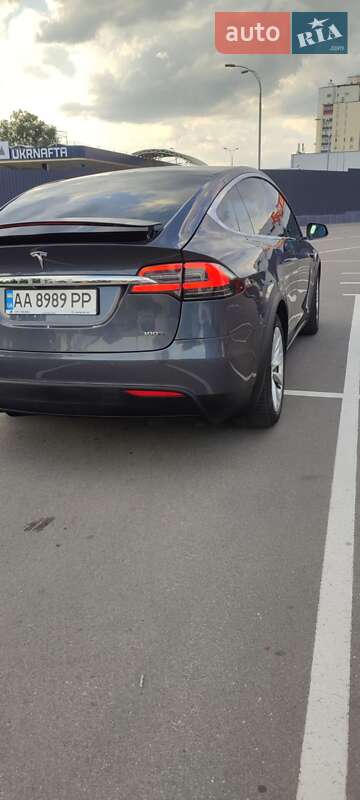 Внедорожник / Кроссовер Tesla Model X 2017 в Киеве