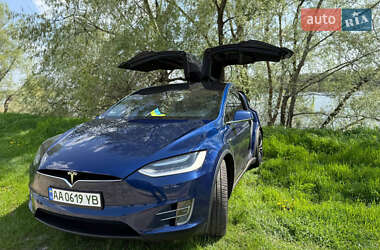 Внедорожник / Кроссовер Tesla Model X 2016 в 