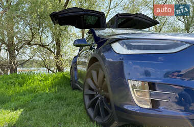 Внедорожник / Кроссовер Tesla Model X 2016 в 