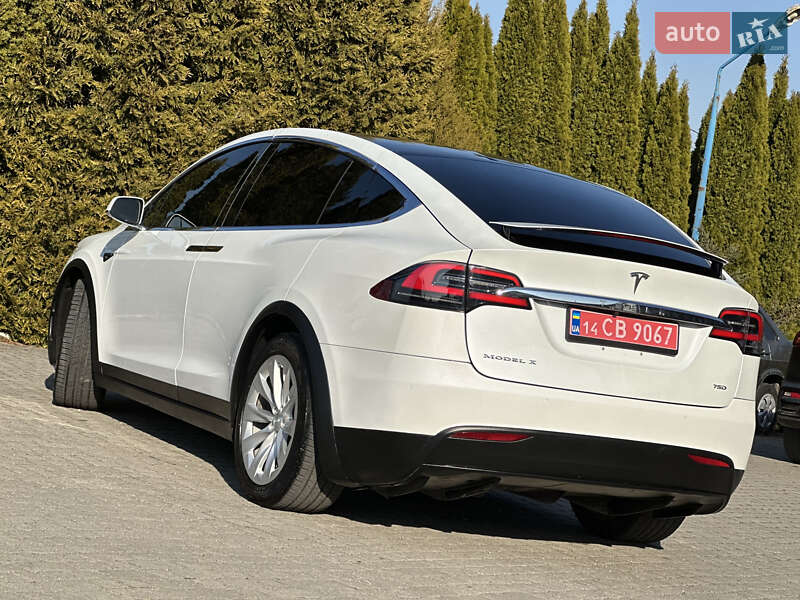 Позашляховик / Кросовер Tesla Model X 2018 в Львові