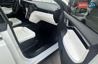 Внедорожник / Кроссовер Tesla Model X 2020 в 