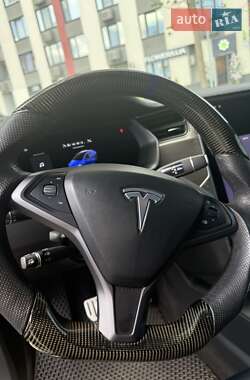 Внедорожник / Кроссовер Tesla Model X 2019 в 