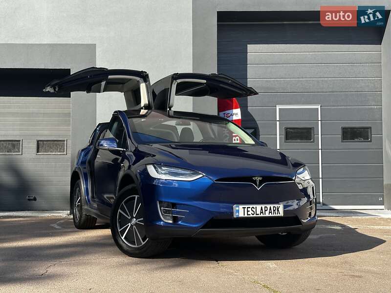 Внедорожник / Кроссовер Tesla Model X 2017 в Киеве