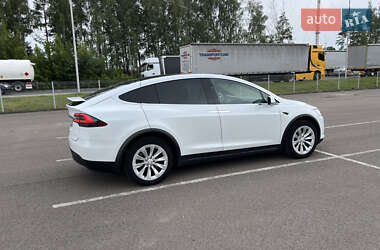 Внедорожник / Кроссовер Tesla Model X 2019 в 