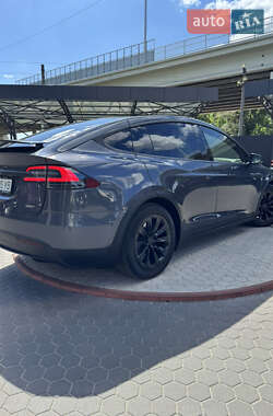 Позашляховик / Кросовер Tesla Model X 2017 в 