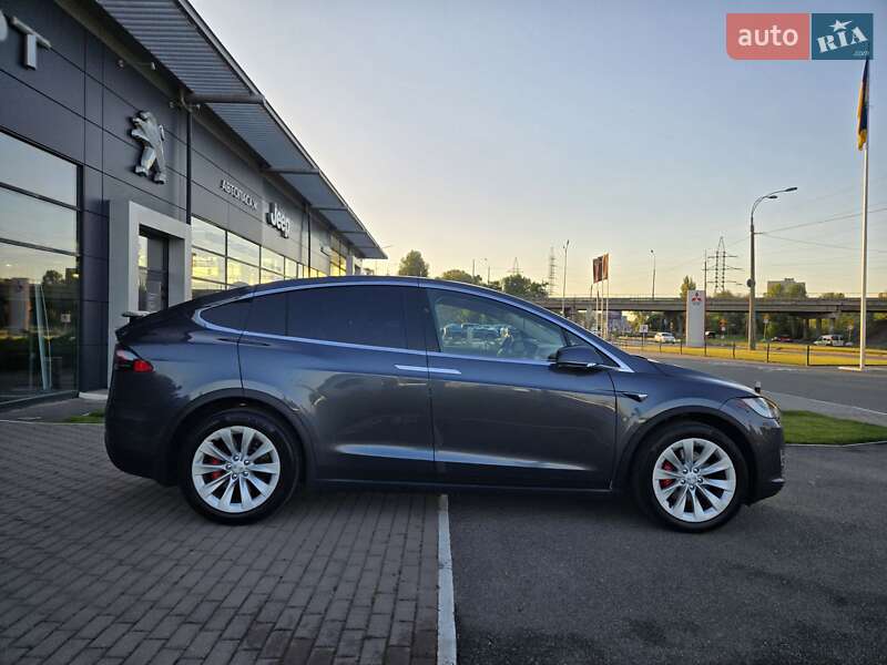 Позашляховик / Кросовер Tesla Model X 2018 в Києві фото 7 Позашляховик / Кросовер Tesla Model X 2018 в Києві
