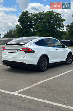 Внедорожник / Кроссовер Tesla Model X 2018 в 