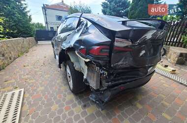 Внедорожник / Кроссовер Tesla Model X 2017 в 