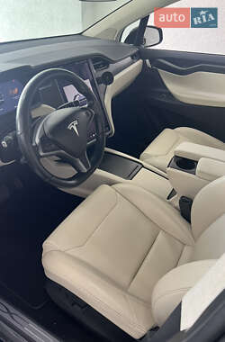 Внедорожник / Кроссовер Tesla Model X 2018 в 