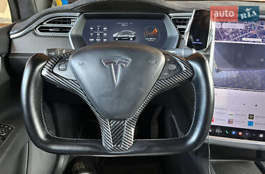 Внедорожник / Кроссовер Tesla Model X 2017 в 