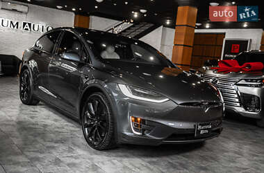 Внедорожник / Кроссовер Tesla Model X 2020 в 