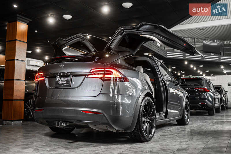 Позашляховик / Кросовер Tesla Model X 2020 в Одесі
