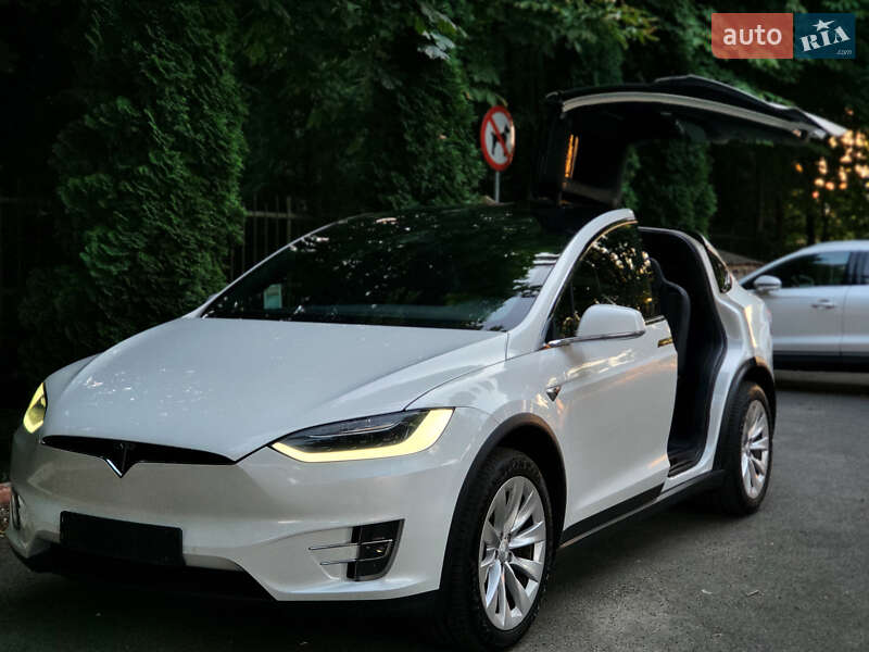 Внедорожник / Кроссовер Tesla Model X 2018 в Киеве фото 15 Внедорожник / Кроссовер Tesla Model X 2018 в Киеве
