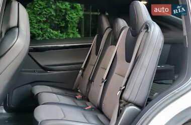 Позашляховик / Кросовер Tesla Model X 2018 в 
