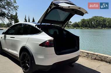 Внедорожник / Кроссовер Tesla Model X 2019 в 