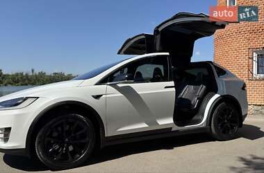 Внедорожник / Кроссовер Tesla Model X 2019 в 
