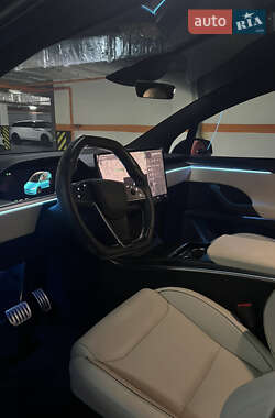 Внедорожник / Кроссовер Tesla Model X 2023 в 