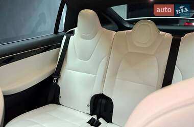 Внедорожник / Кроссовер Tesla Model X 2017 в 