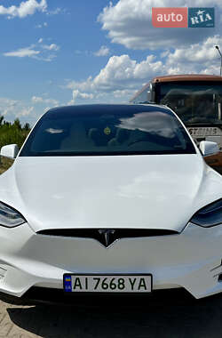 Tesla Model X 2019