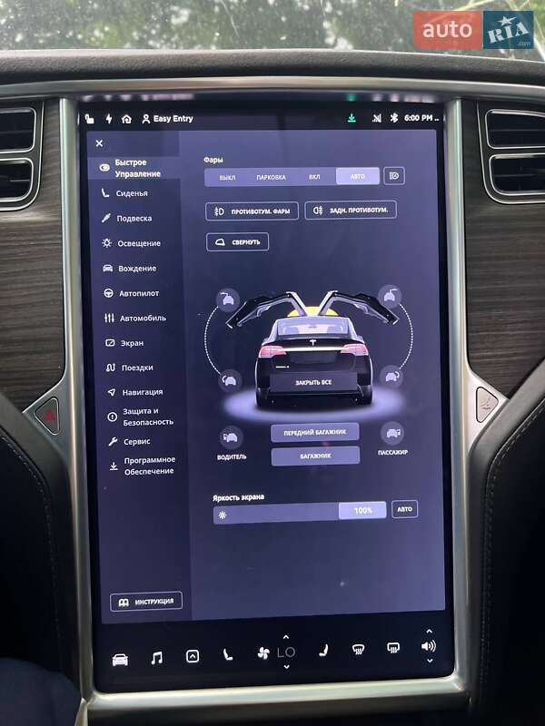 Внедорожник / Кроссовер Tesla Model X 2016 в Умани