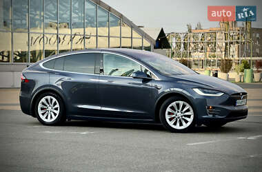 Внедорожник / Кроссовер Tesla Model X 2020 в Киеве