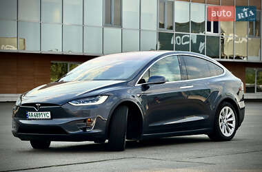 Внедорожник / Кроссовер Tesla Model X 2020 в 