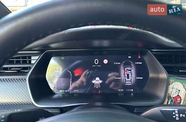 Позашляховик / Кросовер Tesla Model X 2020 в 